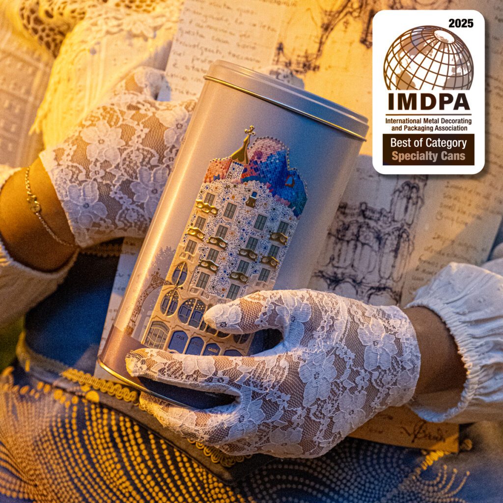 portada IMDP 1024x1024 - Litochap gana el "Best of Category Specialty Cans" en los premios IMDPA 2025 por la lata Natura Biss&eacute; &times; Casa Batll&oacute;